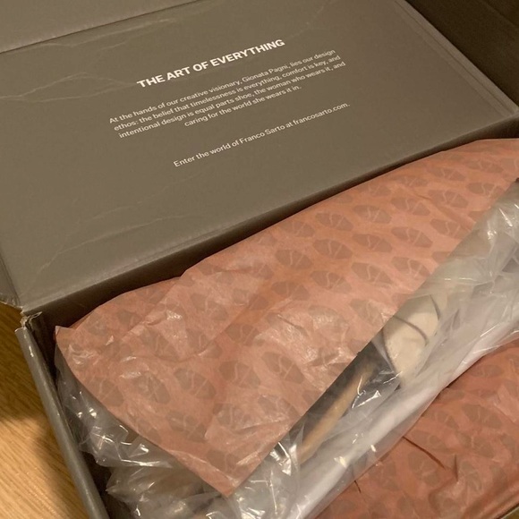 Franco Sarto size US 8 1/2 loafers - Picture 4 of 5